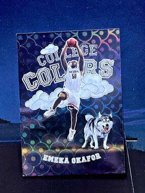 2023-24 ONIT UConn Emeka Okafor College Colors Holographic #64 NIL Card